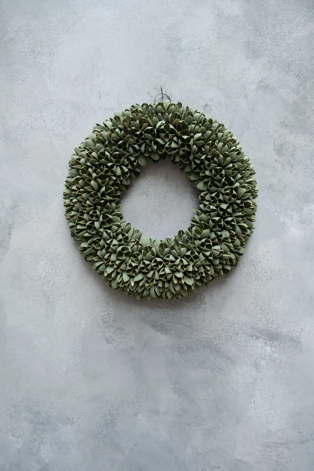 Bakuli wreath Laurel green 20cm