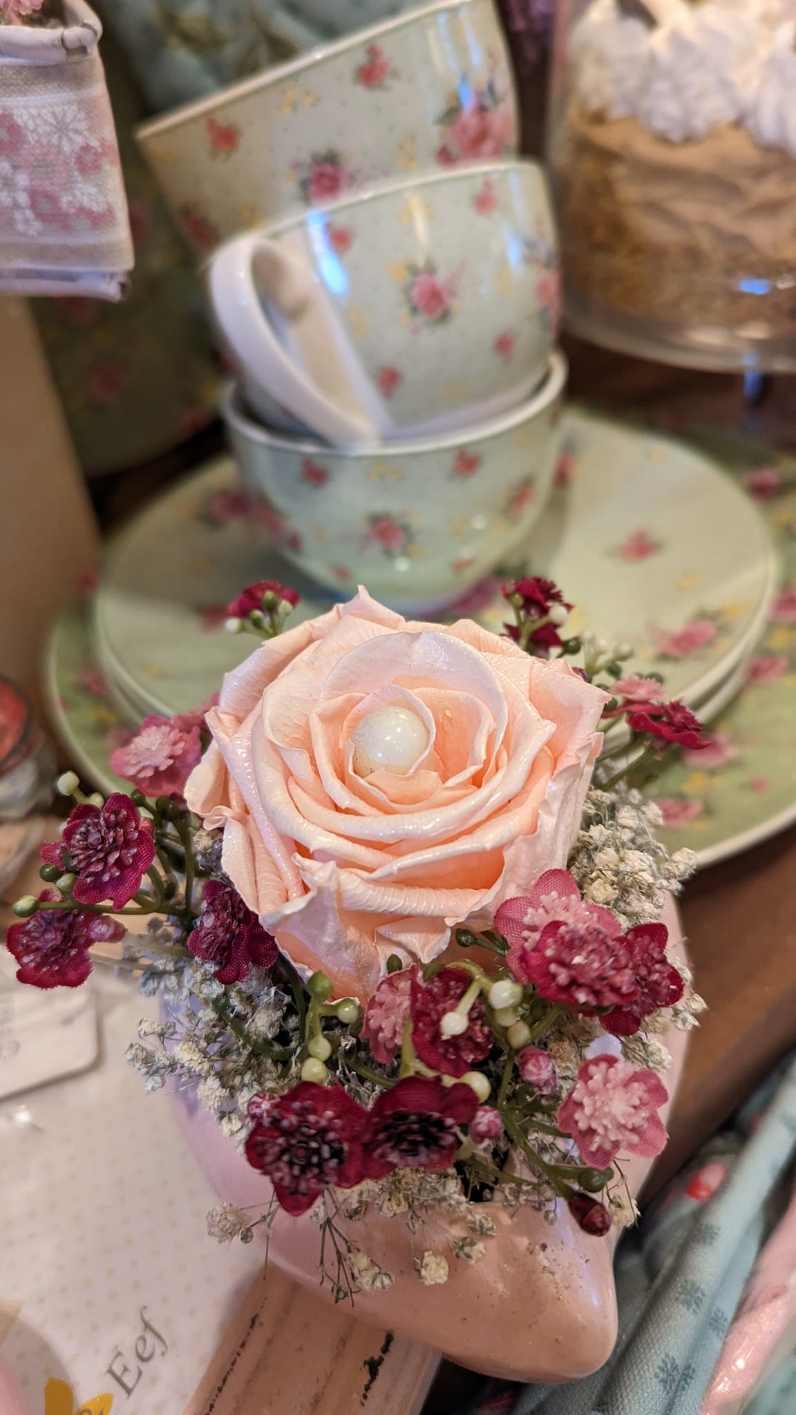 Herz mit echter haltbarer Rose